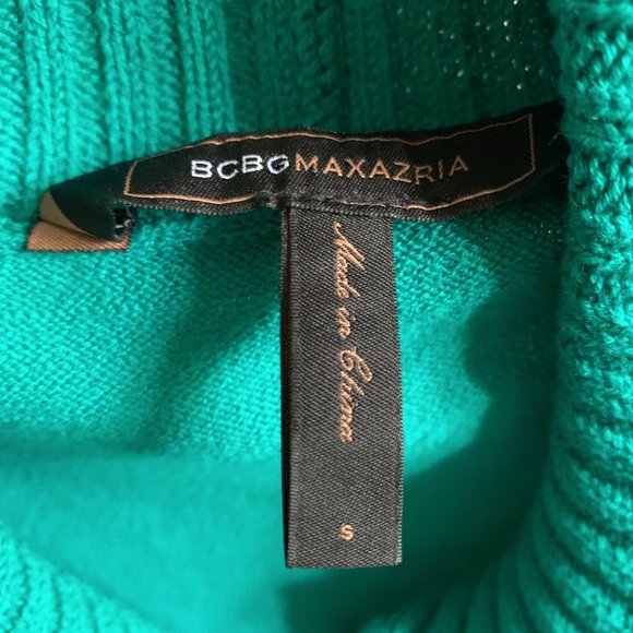 BCBG Short Sleeve V-Neck Sweater - Picture 2 of 2